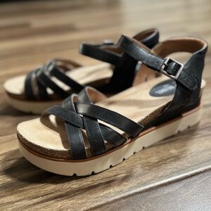 Josef Seibel “Clea 14” Black Leather Cross-Strap Platform Sandals